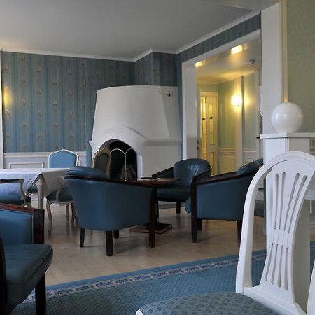 Hotel Vinterpalatset Kiruna Bagian luar foto