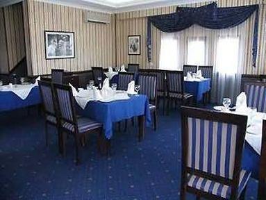 Hotel Vinterpalatset Kiruna Restoran foto