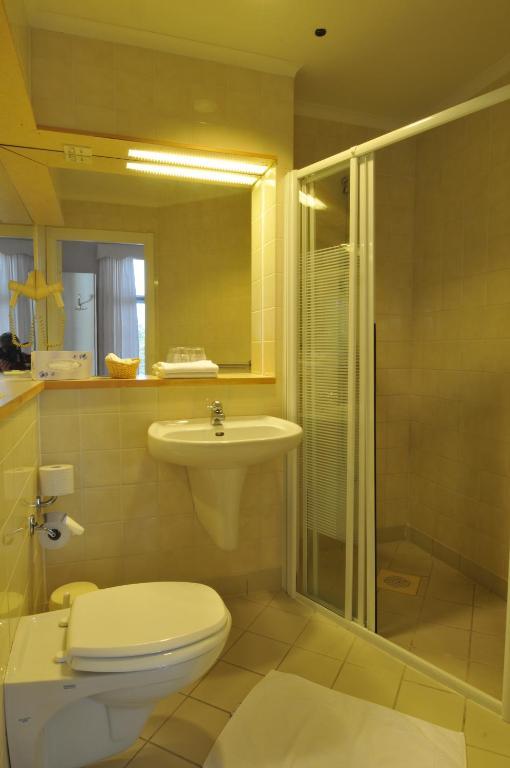 Hotel Vinterpalatset Kiruna Ruang foto